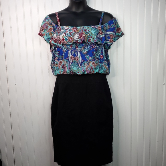 Nicole by Nicole Miller Dresses & Skirts - Nicole Miller Floral Paisley Cold Shoulder Dress